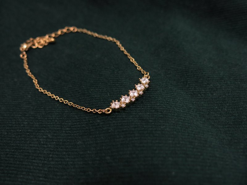 Simple zircon bracelet - Bracelets - Copper & Brass Gold