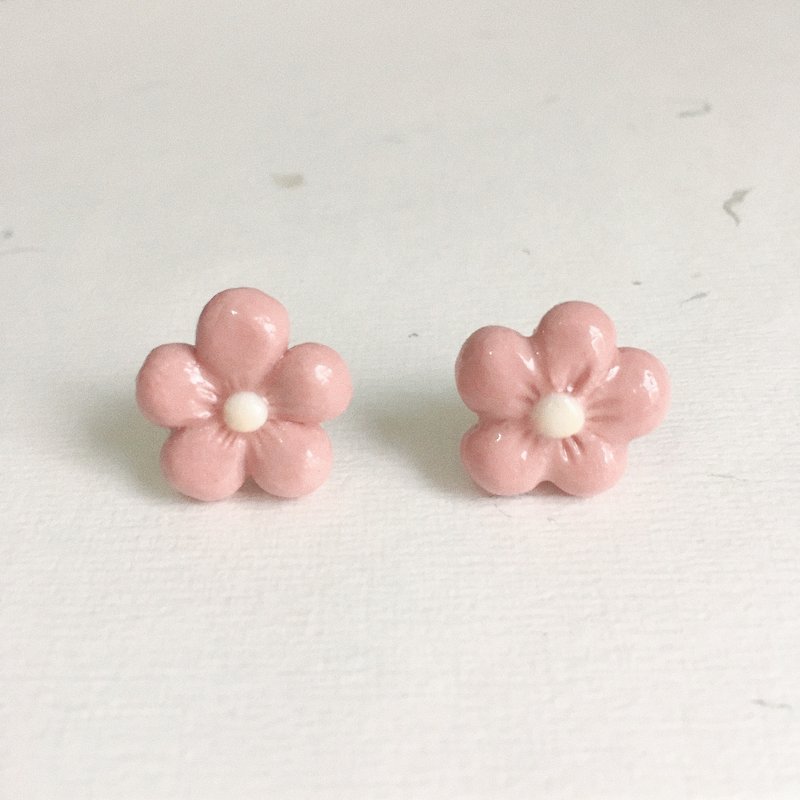 Ceramic Earring - Pink Flower - ต่างหู - เครื่องลายคราม สึชมพู