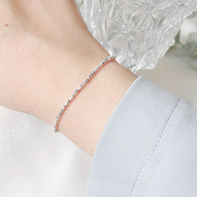 Simple small Silver 925 sterling silver bracelet - สร้อยข้อมือ - เงินแท้ สีเงิน