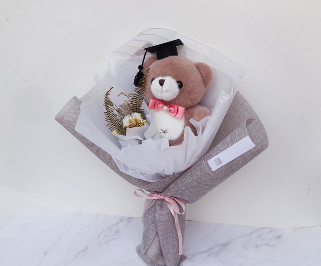 Eudora House mini bear bouquet, graduation gift, teacher's day flower gift  - Shop eudorahouse Dried Flowers & Bouquets - Pinkoi