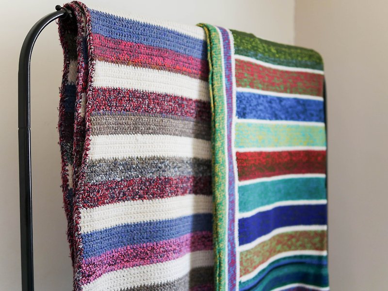 香格里拉寬紋地毯 暖情鄉村手工編織古董彩色萬用毯床罩Vintage - 棉被/毛毯 - 聚酯纖維 多色