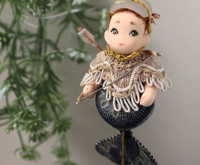 ちりめん細工　創作人形　ハンドメイド うさぎの創作人形】 ちりめん細工 縮緬細工 和雑貨 うさぎの置物