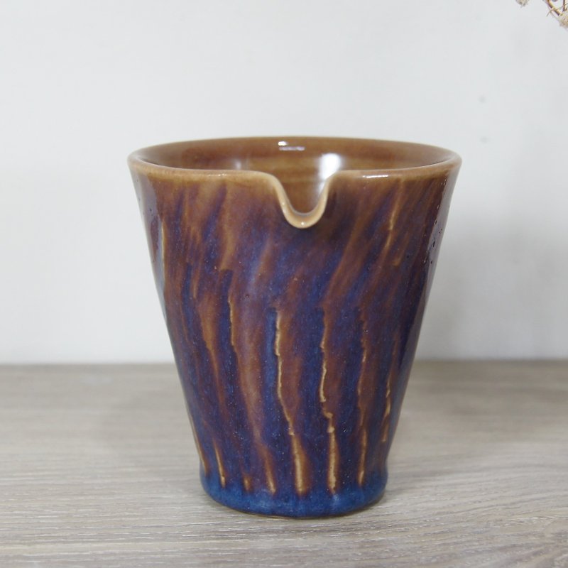 星空紫茶海,公道杯-容量約200ml - 茶壺/茶杯/茶具 - 陶 紫色