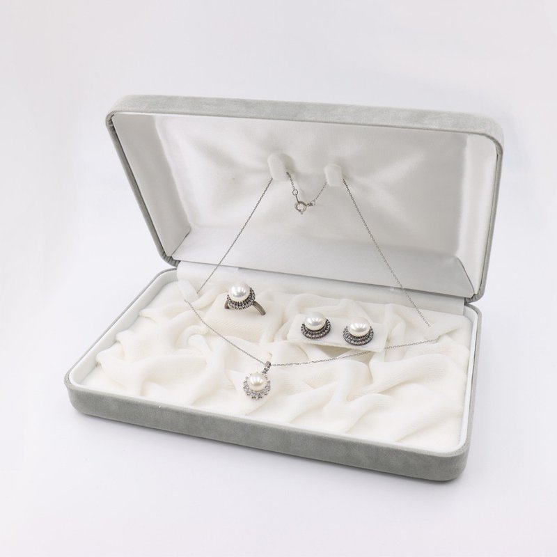 Chain box set, classic series jewelry box, imported from Japan - กล่องเก็บของ - ผ้าฝ้าย/ผ้าลินิน 