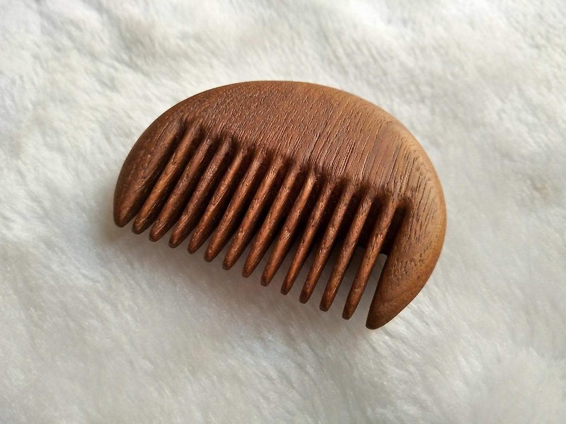 Moment Wooden -Talkwood-Round Comb (Myanmar Teak) - Other - Wood Black