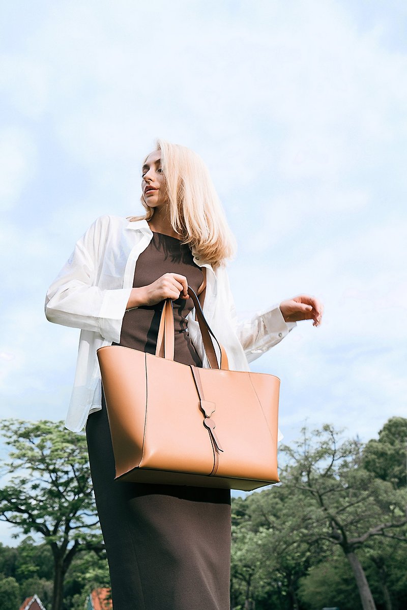 Tally Shopper Tote | Caramel - Handbags & Totes - Faux Leather Brown