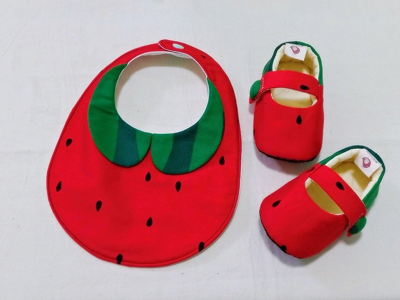 炎炎夏日紅紅西瓜手工鞋 .圍兜兜 .彌月禮.滿月禮6M~2Y - 彌月禮盒 - 棉．麻 