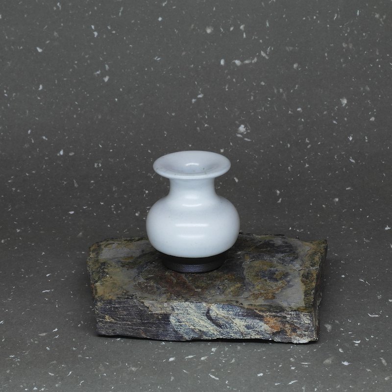 潤白釉蓋置 筆插 花器 多用途 手作陶器 茶道具 - 擺飾/家飾品 - 陶 白色