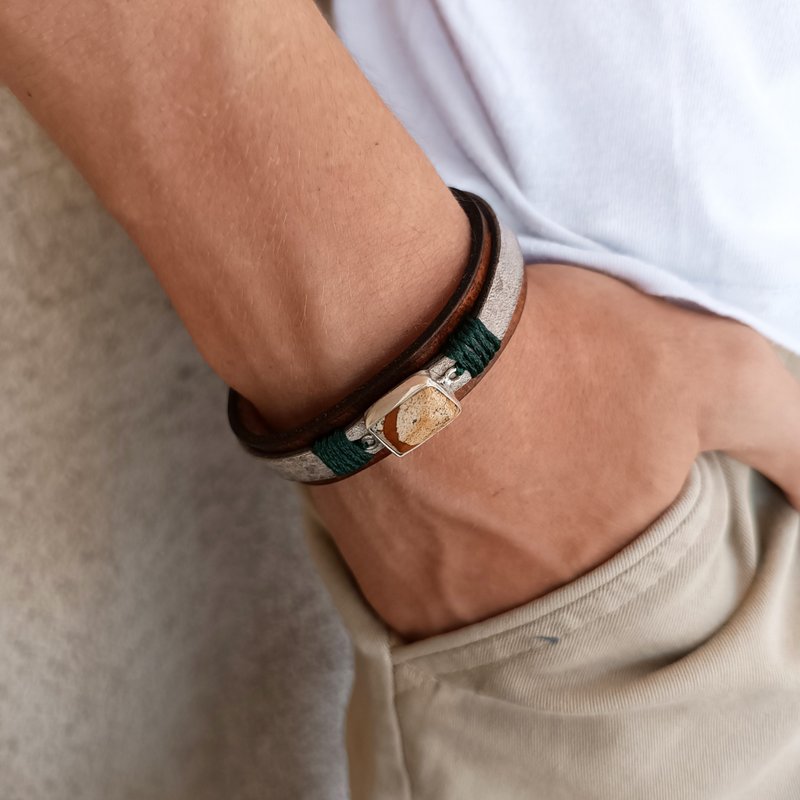 Soulstone Men Leather Bracelet, Natural Picture Jade on Sterling Silver Pendant - 手鍊/手環 - 真皮 咖啡色