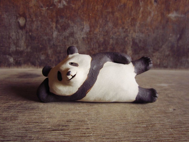 Eight bear pandas in the world - Items for Display - Pottery 