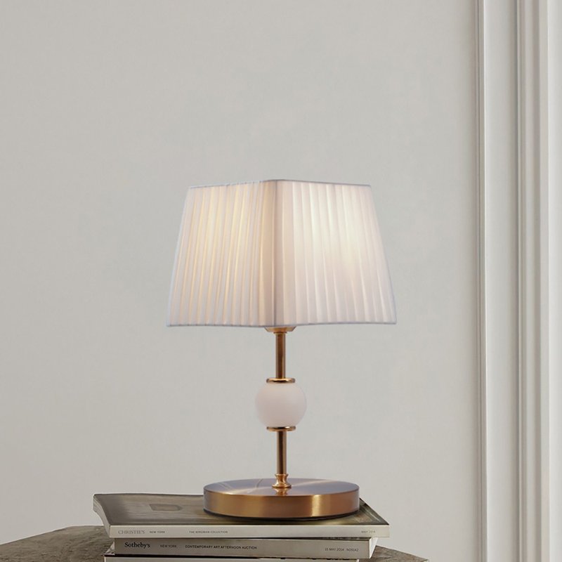 Night jasmine table lamp - โคมไฟ - เรซิน 