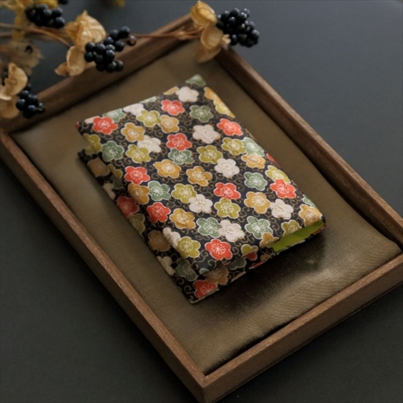 Plum kimono card case - ที่เก็บนามบัตร - ผ้าไหม หลากหลายสี