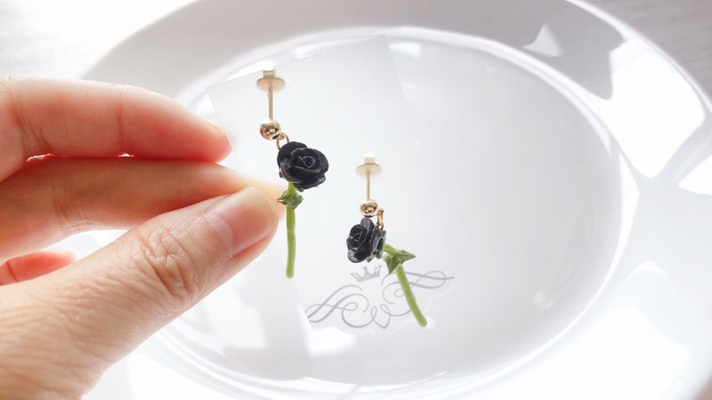 elegant black rose ear drop handmade clay earrings/clips - ต่างหู - ดินเหนียว 