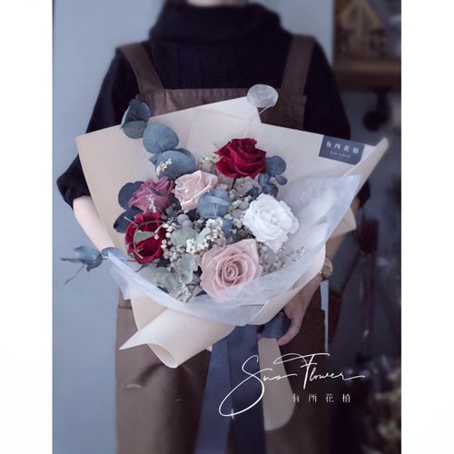 Immortal flower wave ball bouquet-crown style dried flowers/birthday/Valentine's  Day/Mother's Day//opening/proposal - Shop Mint Cat Floral Arrangement Dried  Flowers & Bouquets - Pinkoi