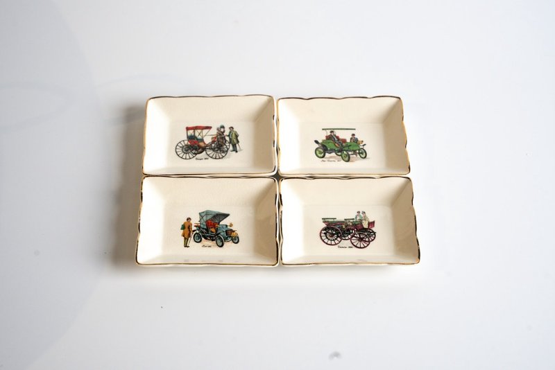 1930s ceramic dessert plate set of 4 - Small Plates & Saucers - Pottery 