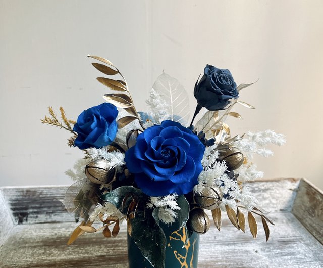 Blue Sea Area Metal Texture Immortal Royal Blue Rose Garden Opening Potted  Flowers - Shop Lanemore Dried Flowers & Bouquets - Pinkoi