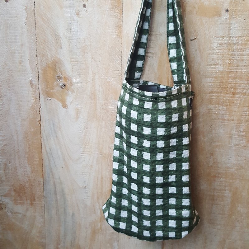 輕巧水壺袋 - 綠色手繪風格子布 - 杯袋/飲料提袋 - 棉．麻 