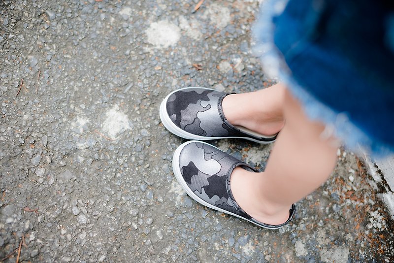 วัสดุอื่นๆ รองเท้าเด็ก สีดำ - "Baby Day" MIT Pearlescent Camouflage Lightweight Shoes "KID" Black and Silver Children's Shoes Parent-child Shoes
