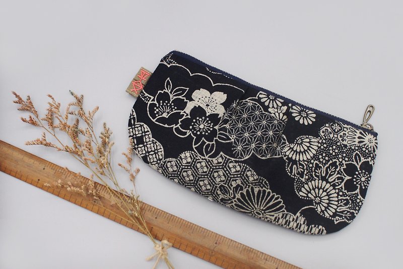 Finally released-Ping An Universal Bag-Blueview Garden - Toiletry Bags & Pouches - Cotton & Hemp Blue