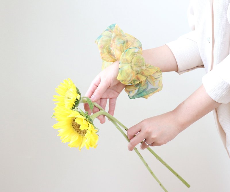 Sunflower art scrunchie Asahi art style original textile big scrunchie - Hair Accessories - Rubber Yellow