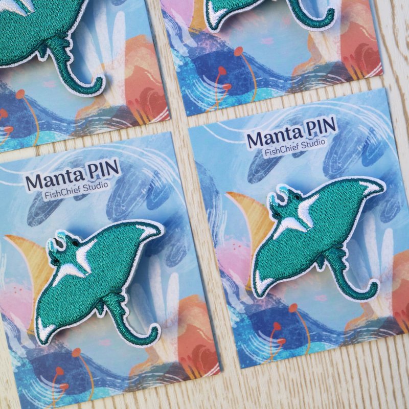 Manta ray embroidery pin - เข็มกลัด/พิน - ผ้าฝ้าย/ผ้าลินิน 