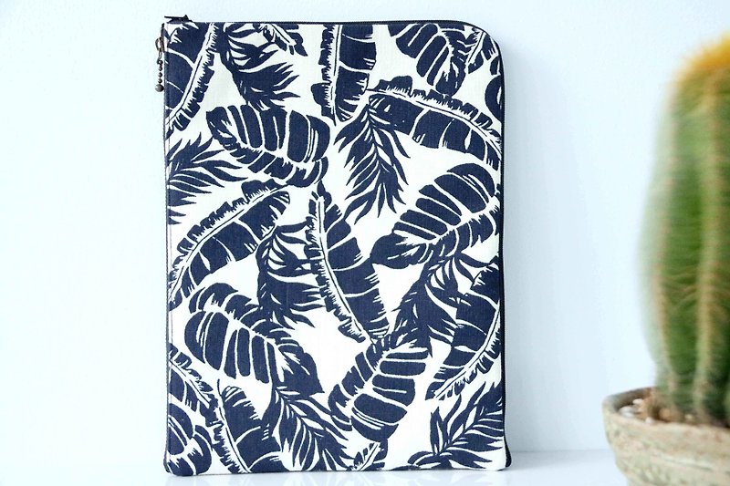 Tablet bag-IntoTheJungle blue and white 11 inches - Laptop Bags - Cotton & Hemp Blue