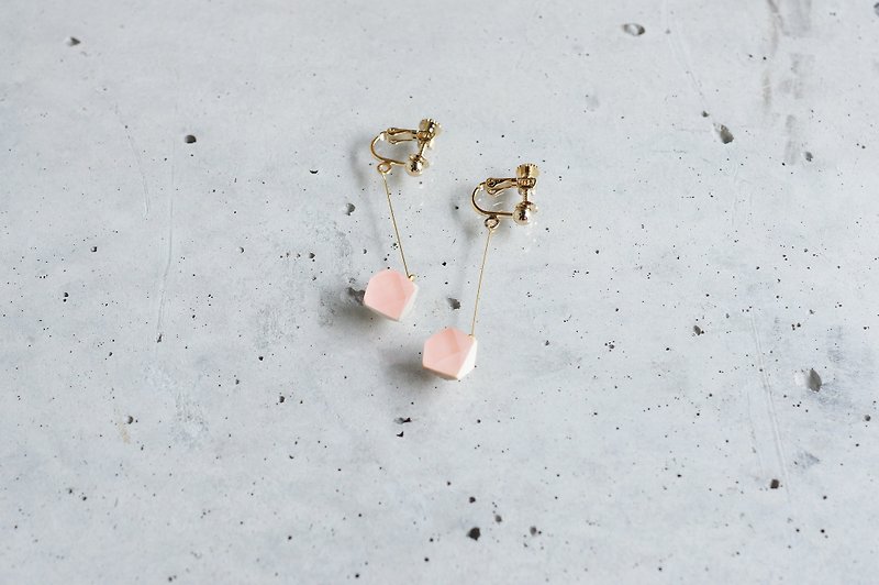スイングナッツイヤリング/PINK - 耳環/耳夾 - 木頭 粉紅色