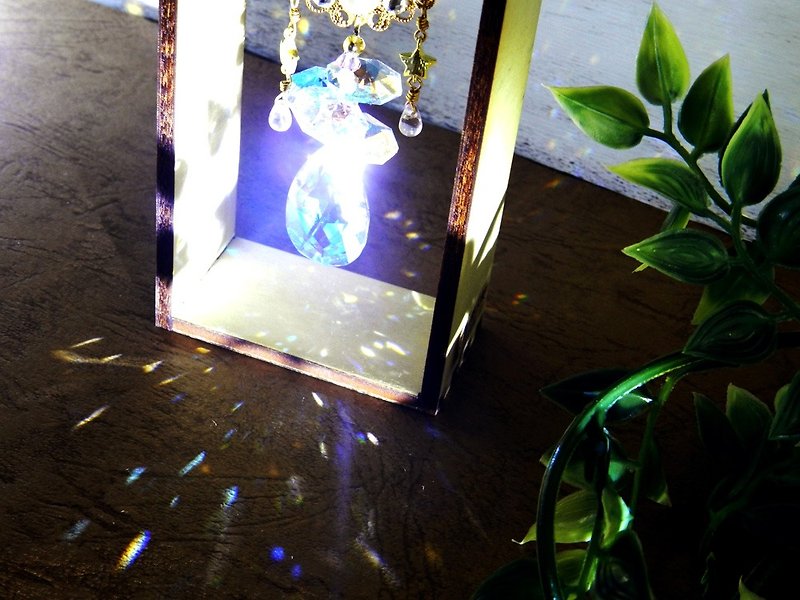 Placed type san catcher 虹 舞 / angel of the star Suncatcher - Items for Display - Glass Transparent