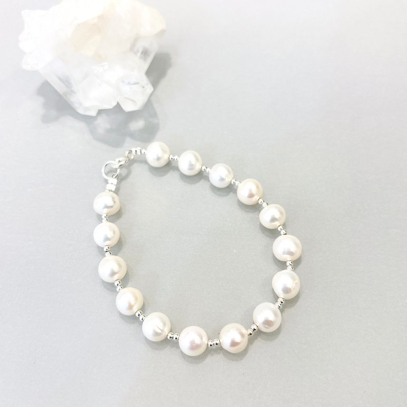 Ops Pearl silver bracelet- 珍珠/純銀/限定/簡約/禮物/手鍊 - 手鍊/手環 - 寶石 白色