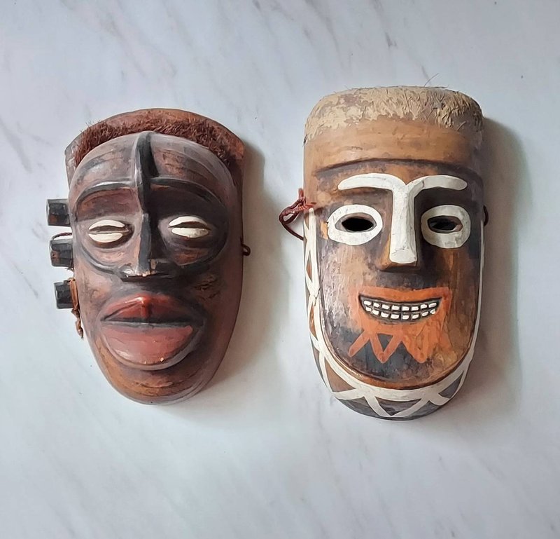 African handmade ceramic mask model B 23 13 depth 7cm - ของวางตกแต่ง - ดินเผา 