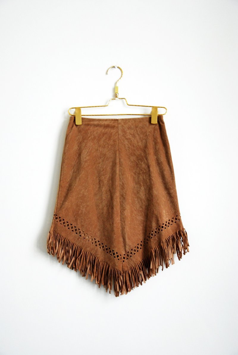 Vintage suede fringed skirt - กระโปรง - วัสดุอื่นๆ 