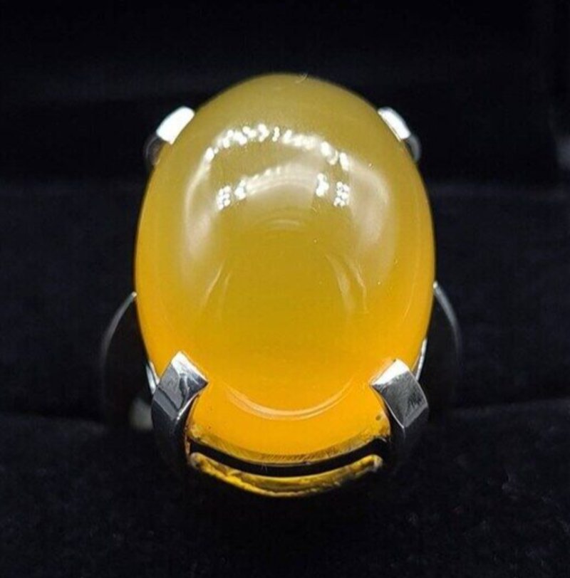 Women akik rings Untreated Yellow Aqeeq ring Yemeni Aqeeq women Ring - Agate - แหวนทั่วไป - เครื่องเพชรพลอย สีเหลือง