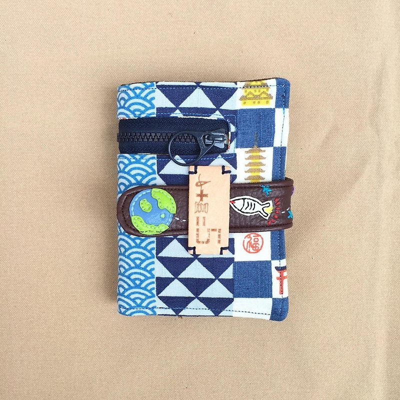 *1 + 1 = 5 / rocket hit the Earth, Japanese style cloth short clip* - Wallets - Other Materials Blue