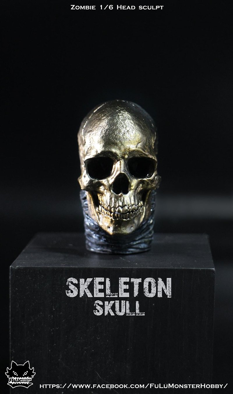 12 inches head carving (Gold Skull) - Stuffed Dolls & Figurines - Resin Gold