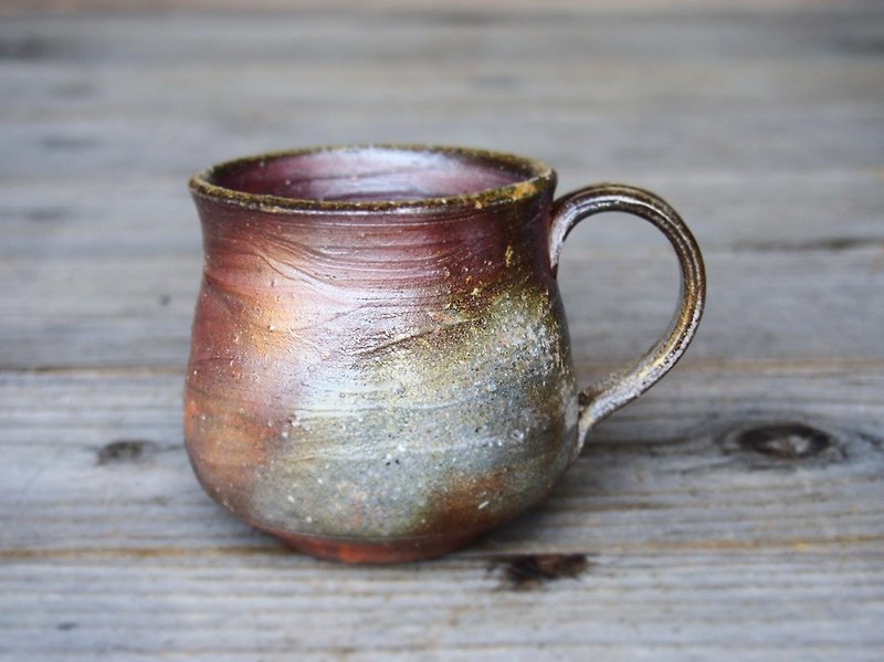 Bizen coffee cup (middle) Rocho eye c6-033 - Mugs - Pottery Brown
