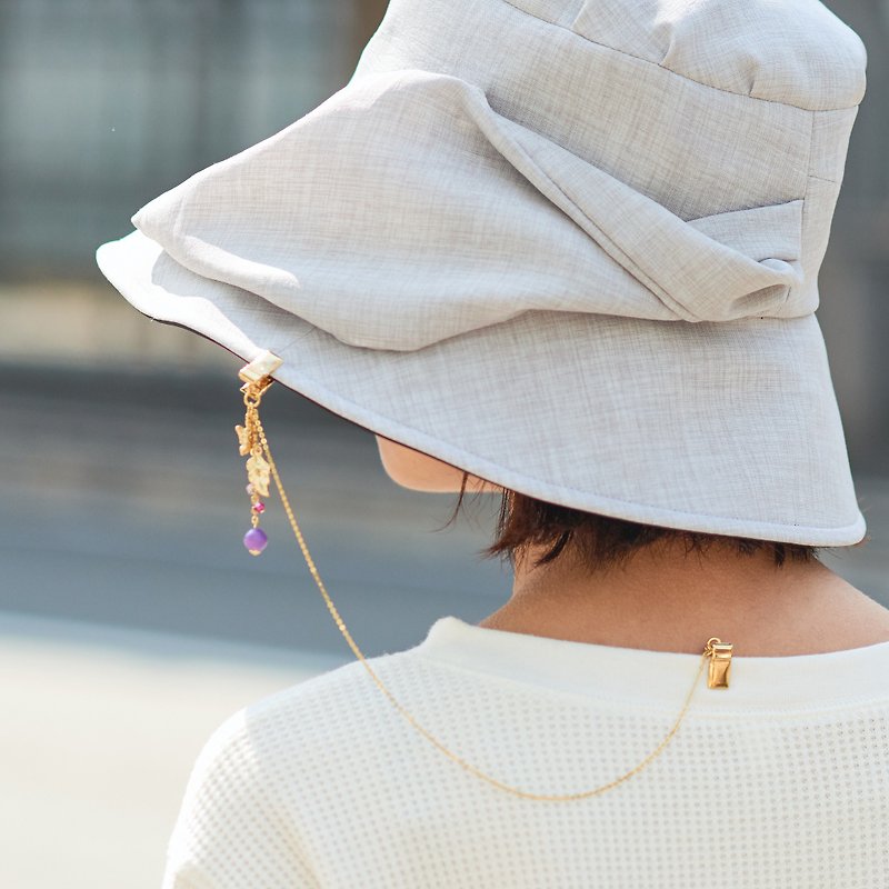 Made in JAPAN UV Check Brooch Hat Clip Chain Pearl Accessory Lovely Butterfly - เข็มกลัด - โลหะ สีทอง