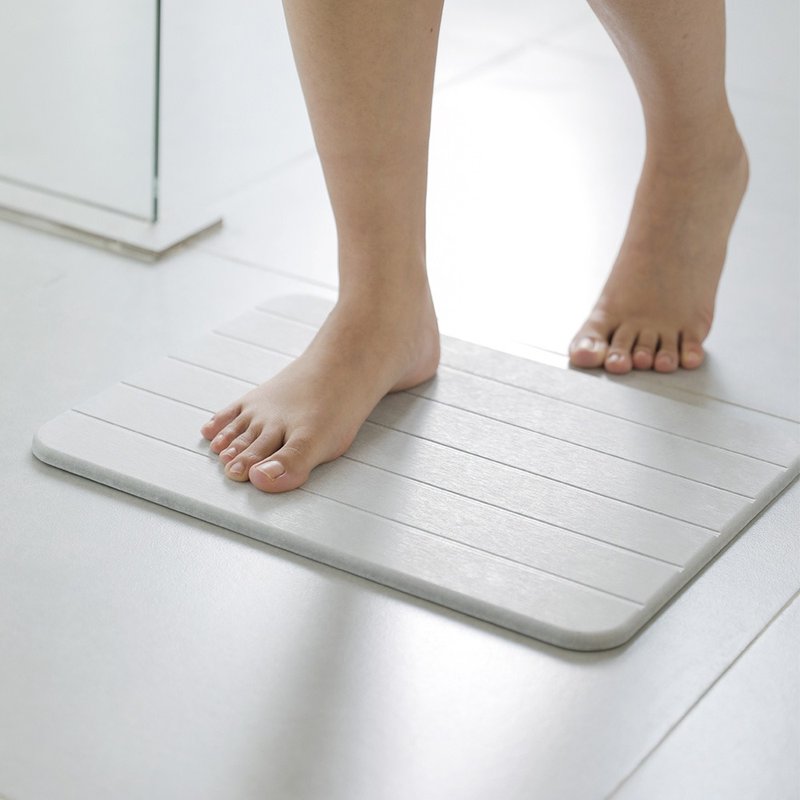 【限量絕版品】防潮防霉速乾珪藻土浴室腳踏地墊(大)灰-60x39cm - 地墊/地毯 - 其他材質 灰色