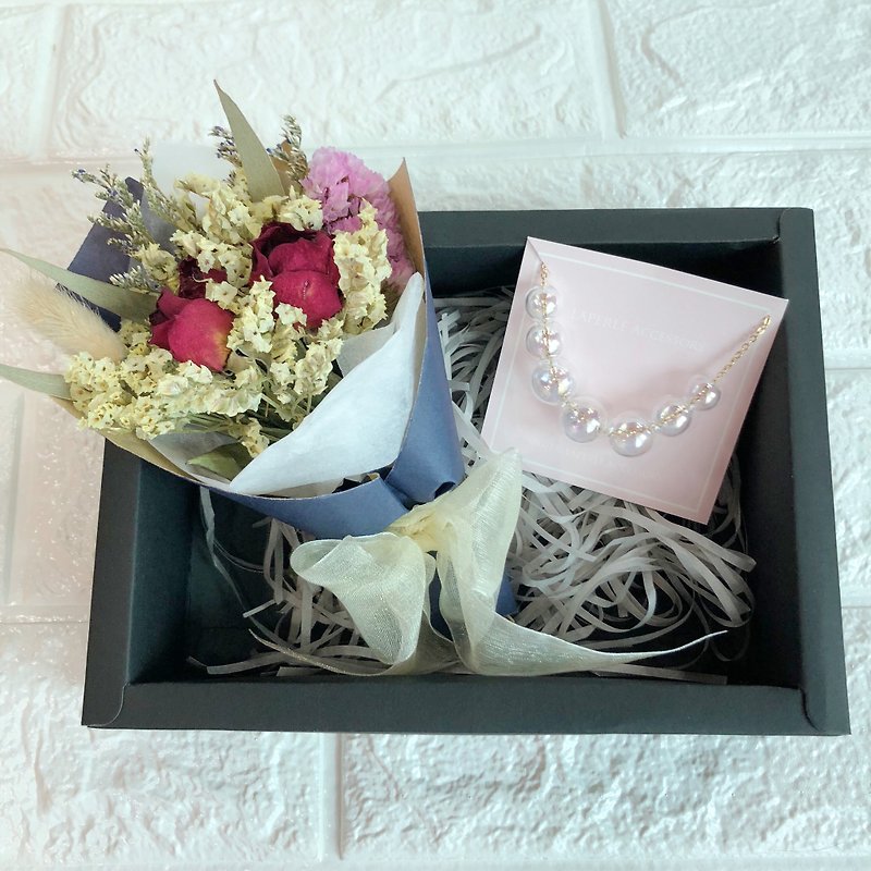Personalized Dry Flower lower Gift Box Necklace  Birthday Bridesmaid  - สร้อยติดคอ - โลหะ สีใส
