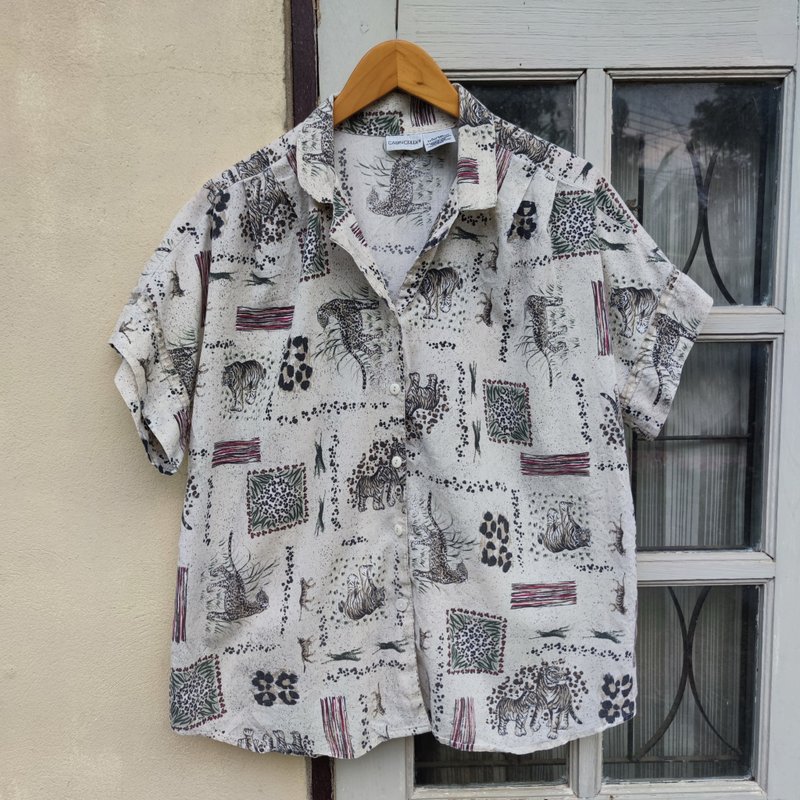 Vintage Cabin Creek  Safari  Jungle Print Shirt Made in USA - 女襯衫 - 其他金屬 白色
