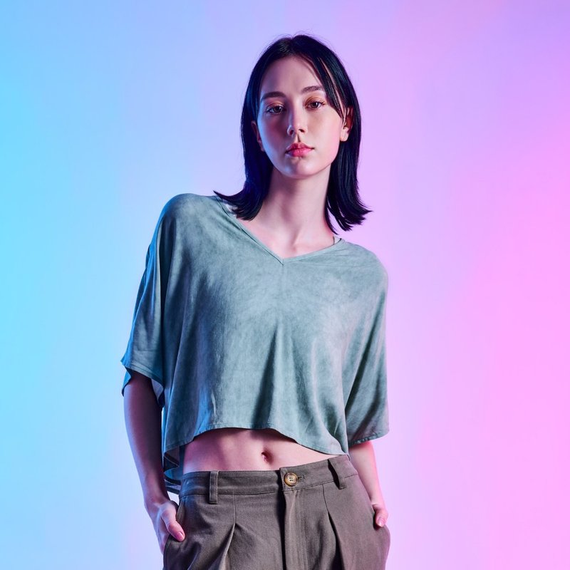 V-neck crop top - Women's Tops - Polyester Green