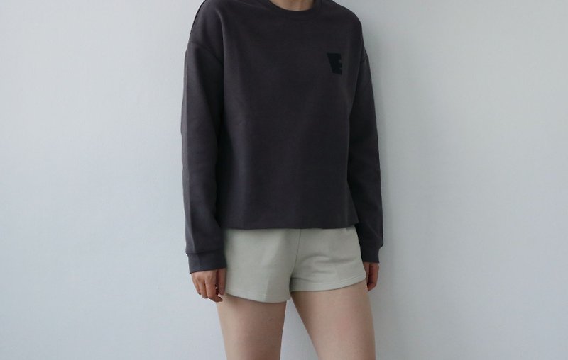 Evie E  cropped sweatshirt - Women's T-Shirts - Cotton & Hemp 