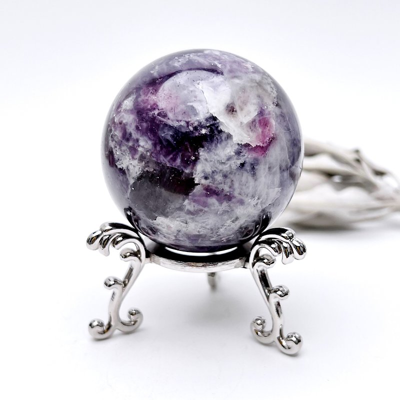 starry sky. Crystal ball with one picture and one object for healing l Plum blossom tourmaline ball Unicorn Stone ball l - Items for Display - Crystal Multicolor