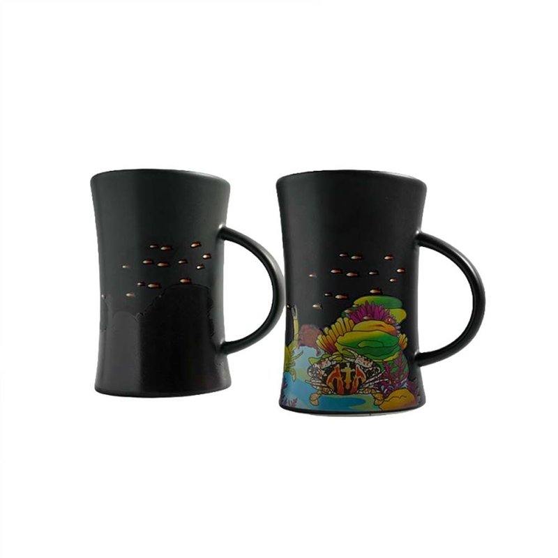 [Travel in Taiwan] New Taipei City Wanli Sea Crab Color Changing Cup-Misty Black - Mugs - Other Materials 