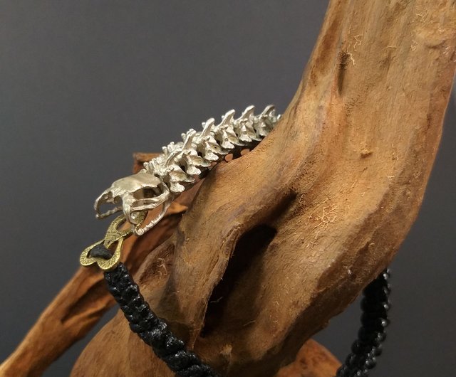 Snake on sale spine bracelet