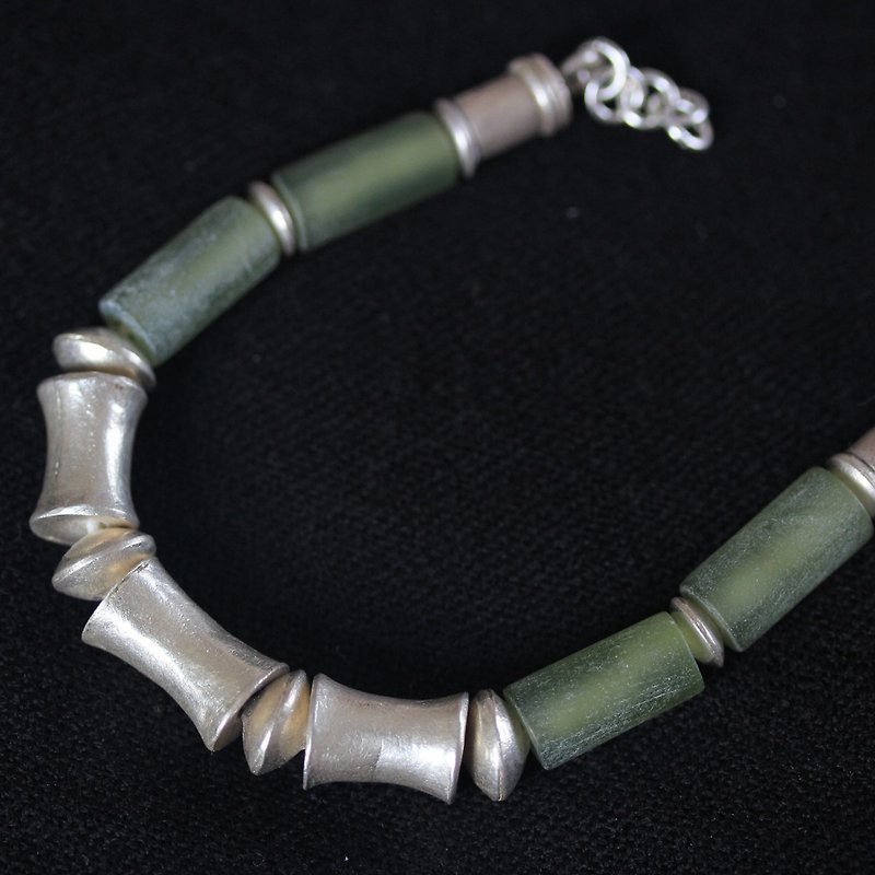 Bamboo shape Bracelet with Bobbin sterling silver pieces and green jade (B0022) - Bracelets - Jade Green