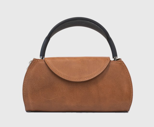Leather Case-Bag for AirPods Max - Shop Geometric Goods