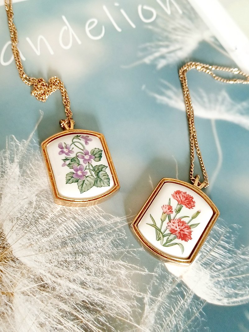 vintage jewelry  AVON  1980年 康乃馨 結梗 瓷繪紀念項鍊 - 項鍊 - 其他金屬 