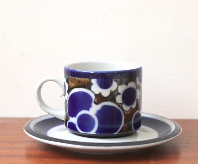 Arabia Finland Saara Cup and Saucer, Set of 2 Cups & selling 2 Saucers, Anja Jaatinen-Winquist, Arabia Coffee Cup with Blue Floral Pattern