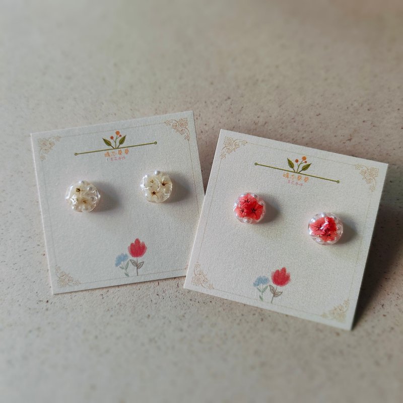 Crystal flowers for daily decoration small ear-shaped earrings - ต่างหู - พืช/ดอกไม้ สีแดง