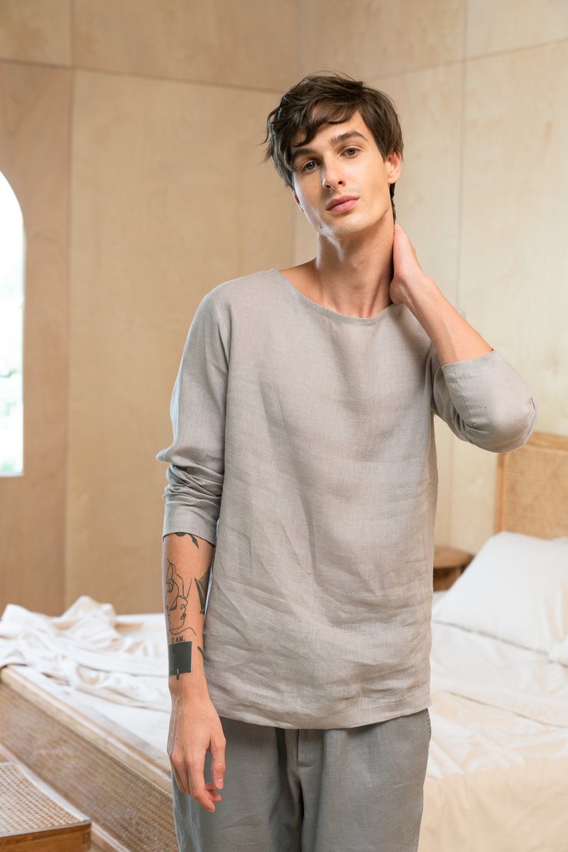 Light grey men's linen t-shirt, WEEKEND Solstice, Wide crew neck long sleeve - Men's Shirts - Cotton & Hemp Silver